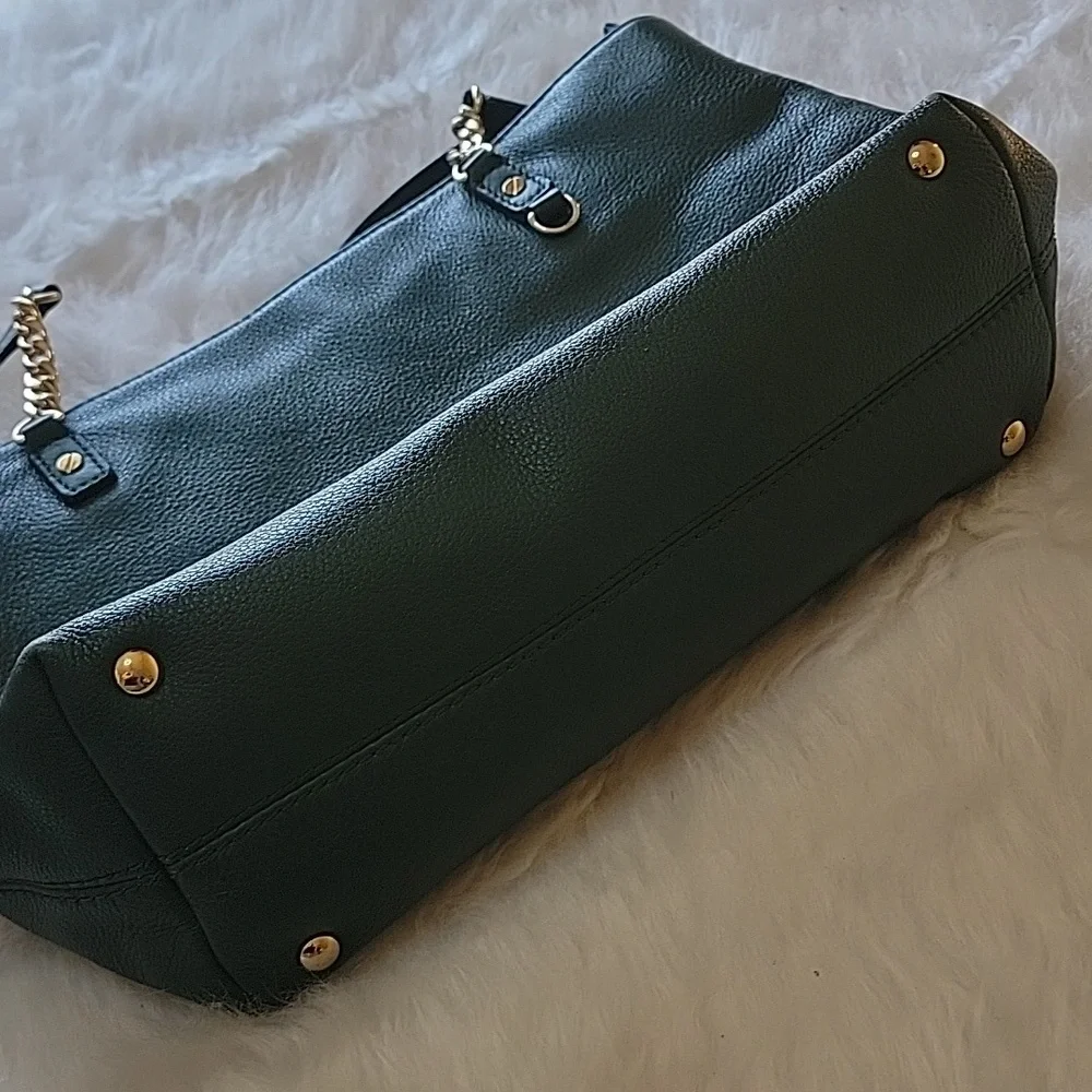 MICHAEL KORS Evergreen Pebbled Leather Chain Double Handle Zip Closure Tote‎ Bag